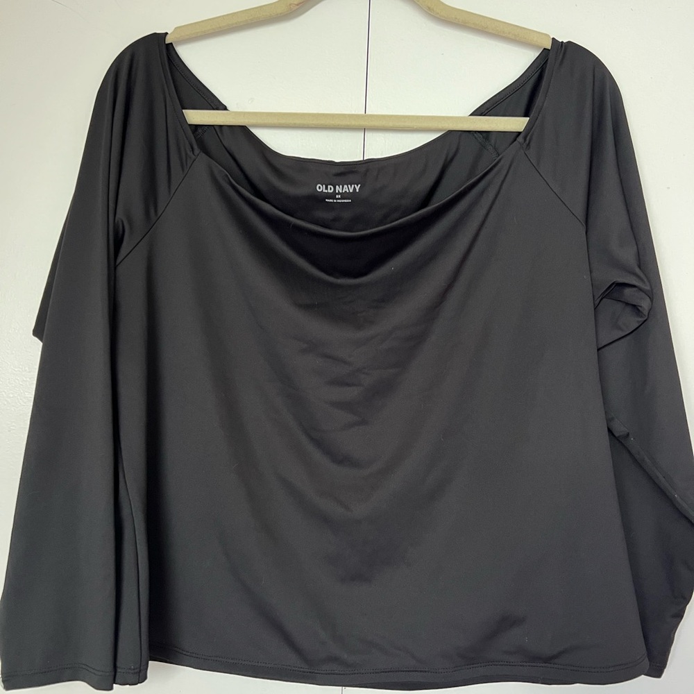 Elegant Black Women's Top - Picture 3 of 5